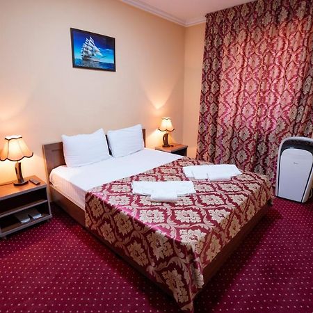 Rohat Hotel Chilonzor Tasjkent Eksteriør bilde